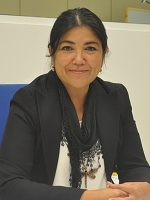 Dña. Ángela Serrano
